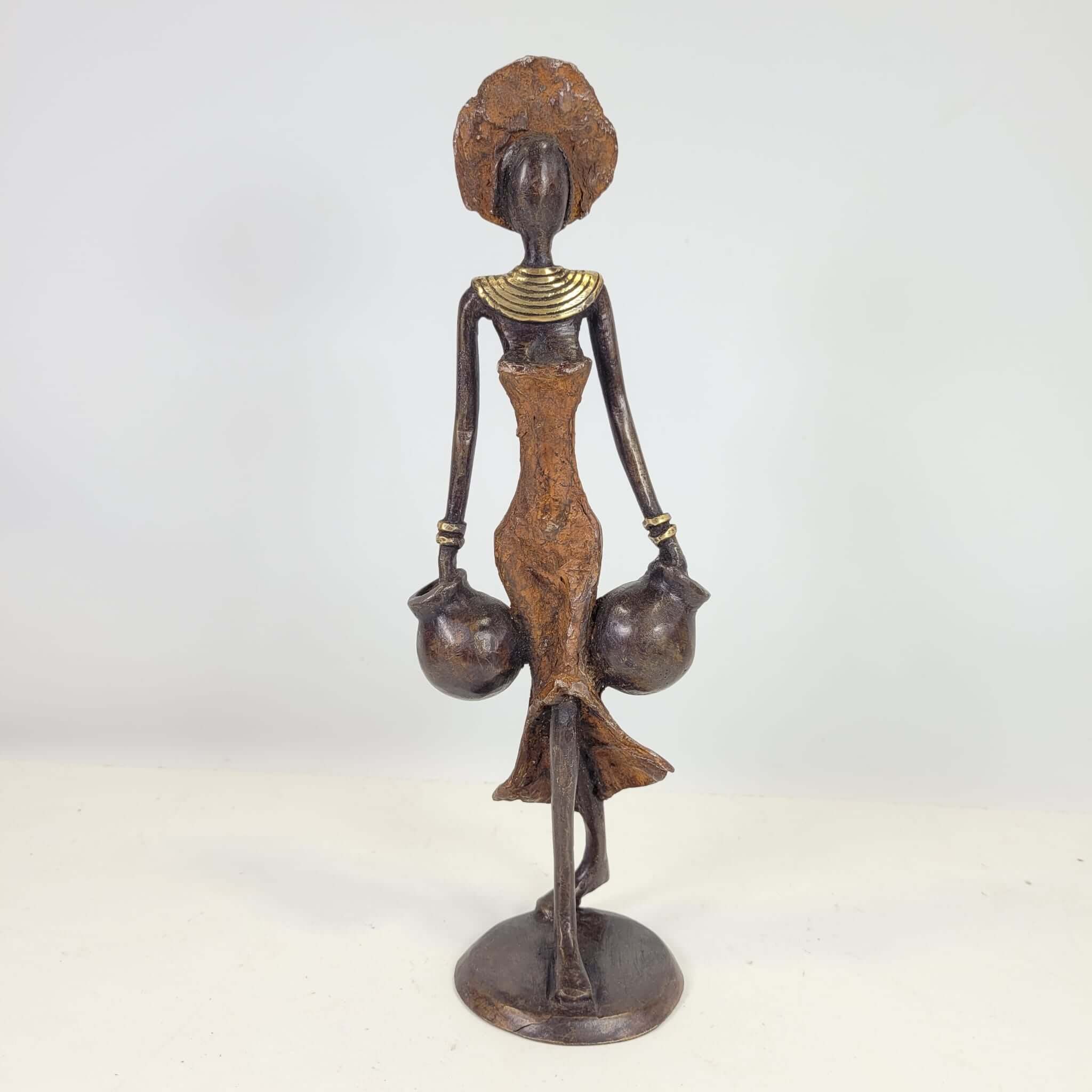 Bronze-Skulptur "Frau mit zwei Amphoren" by Soré | verschiedene Farben und Größen