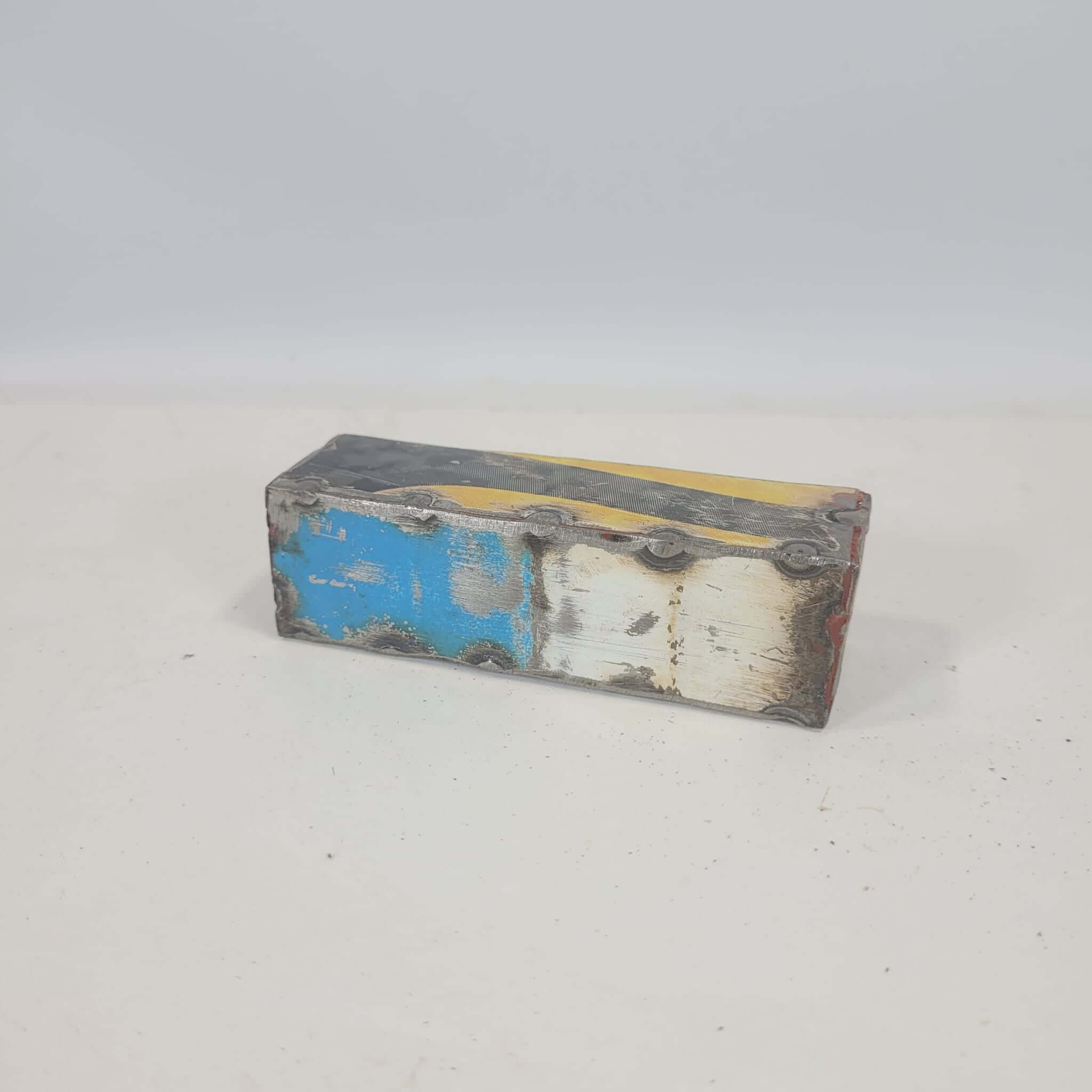 Sonderzeichen "-" Minus-Zeichen / Bindestrich aus recycelten Ölfässern | 10 oder 20 cm | verschiedene Farben