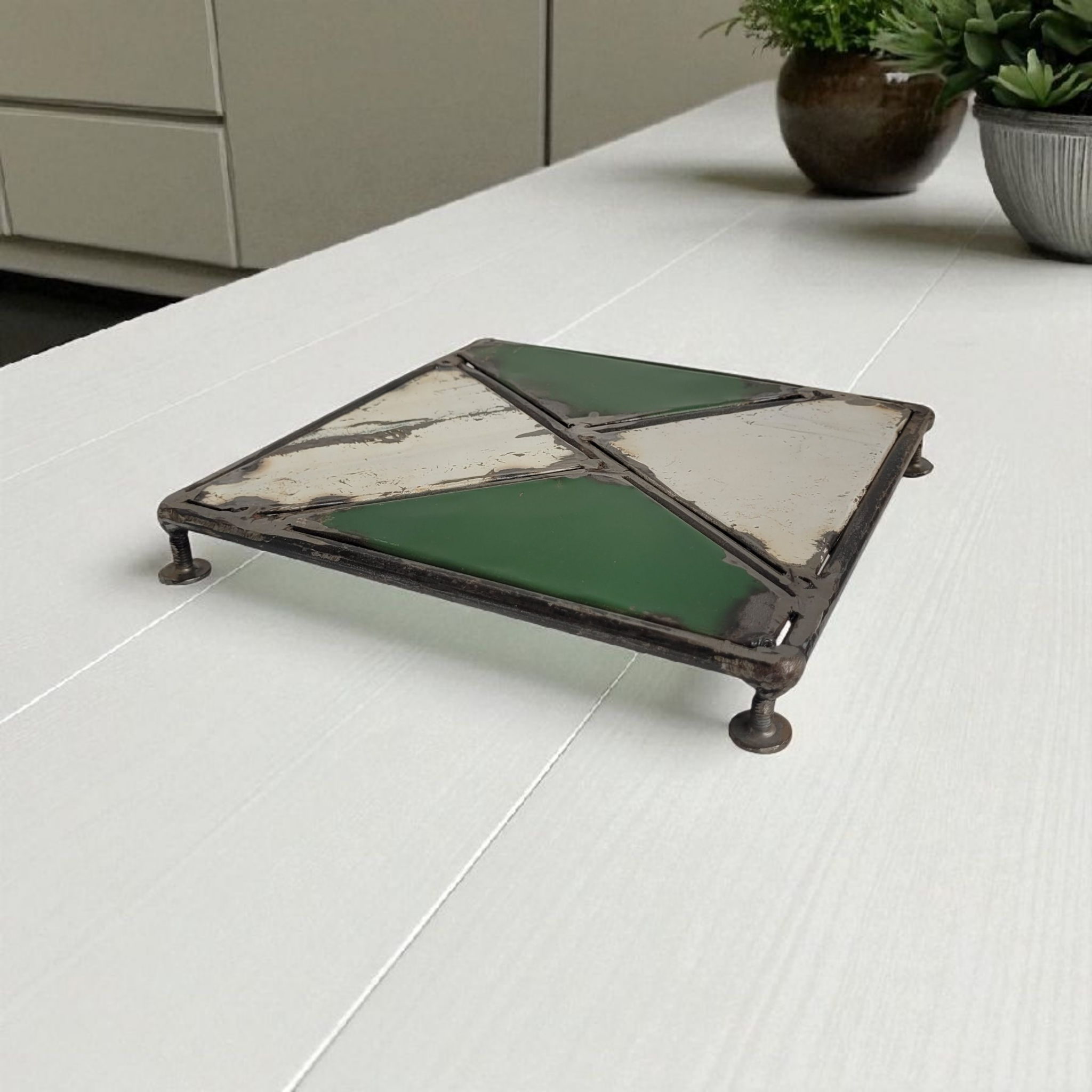 Untersetzer "Mosaïque" by Petit Pascal | Upcycling von alten Ölfässern